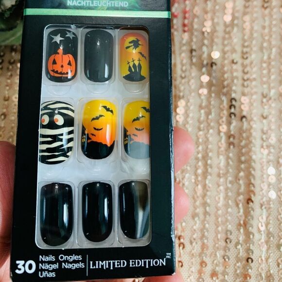 NEW ImPRESS GLOW IN THE DARK HALLOWEEN NAILS - Picture 2 of 5